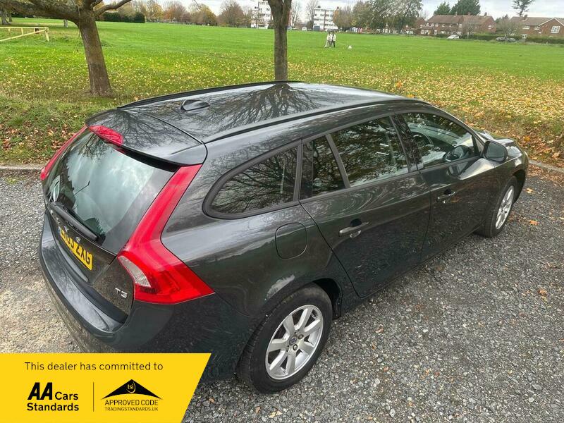 Used Volvo V60 2013 for sale - 76879486: Photo 9