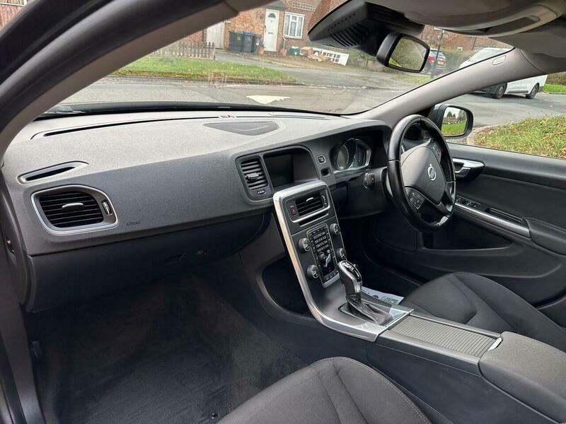 Used Volvo V60 2013 for sale - 76947149: Photo 14