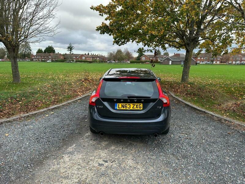 Used Volvo V60 2013 for sale - 76947149: Photo 7