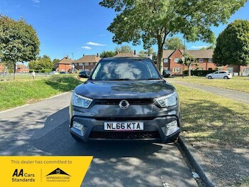 Used Ssangyong Tivoli 2016 for sale - 76152093: Photo