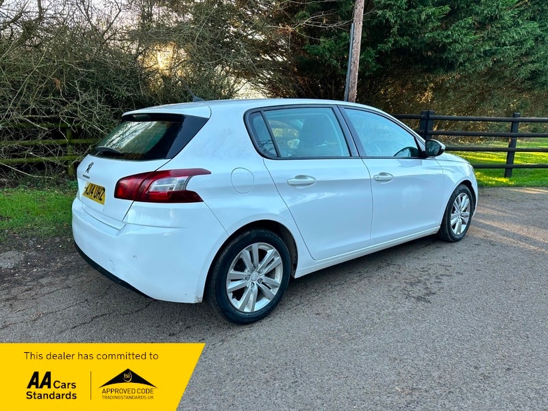 Used Peugeot 308 2014 for sale - 76947171: Photo 10