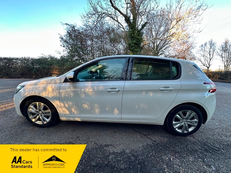 Used Peugeot 308 2014 for sale - 76947171: Photo 15