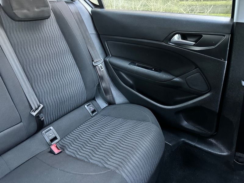 Used Peugeot 308 2014 for sale - 76947171: Photo 30