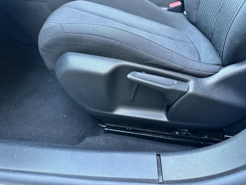 Used Peugeot 308 2014 for sale - 76947171: Photo 34