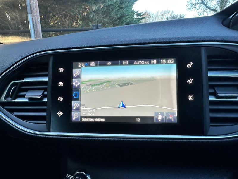 Used Peugeot 308 2014 for sale - 76947171: Photo 45