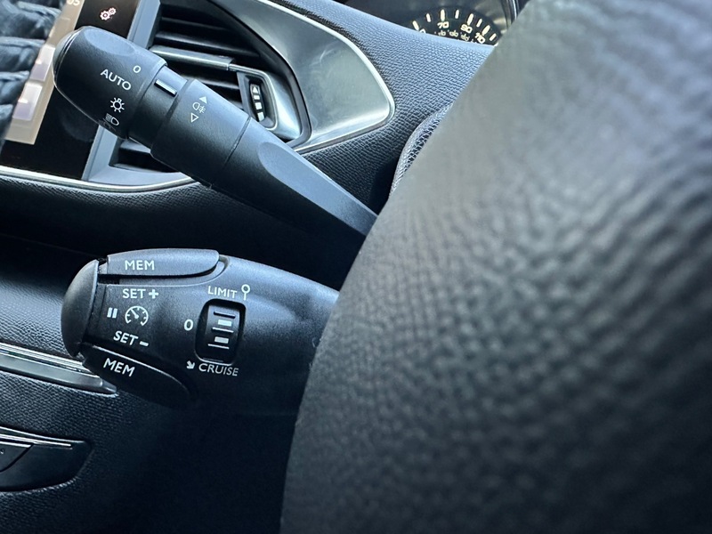 Used Peugeot 308 2014 for sale - 76947171: Photo 50