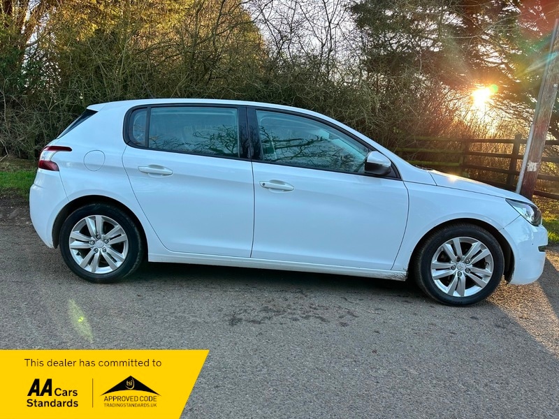 Used Peugeot 308 2014 for sale - 76947171: Photo 7