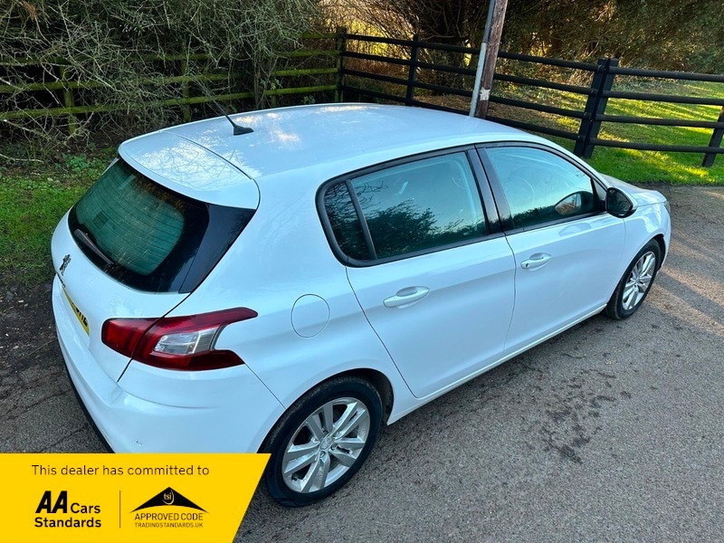 Used Peugeot 308 2014 for sale - 76947171: Photo 9