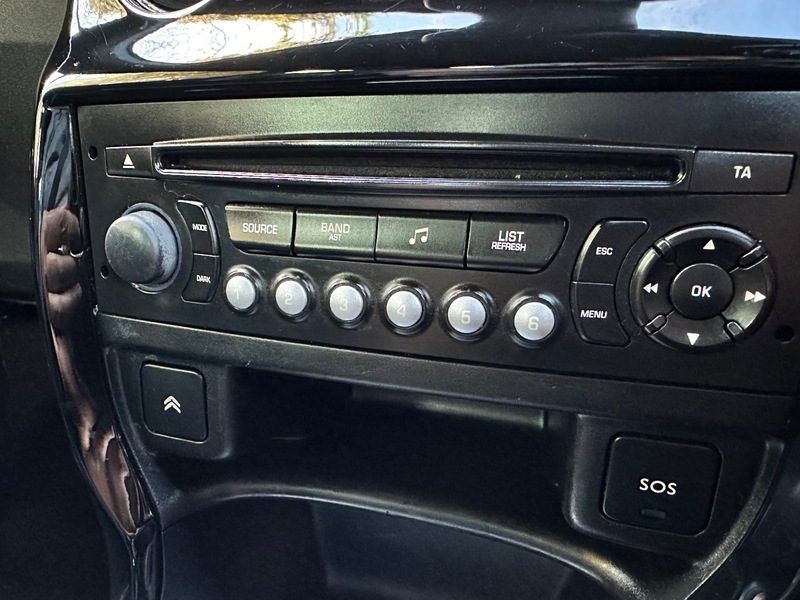 Used Citroen DS3 2012 for sale - 76879417: Photo 43