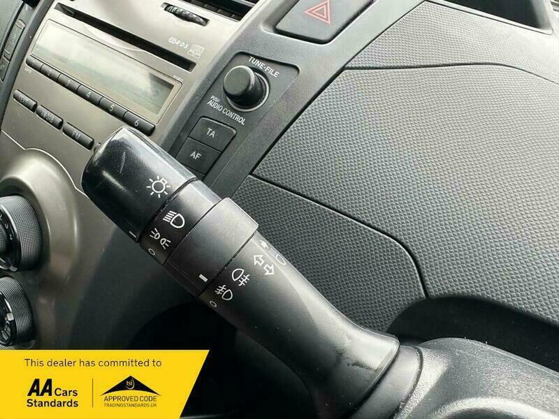 Used Toyota Yaris 2010 for sale - 76879418: Photo 14