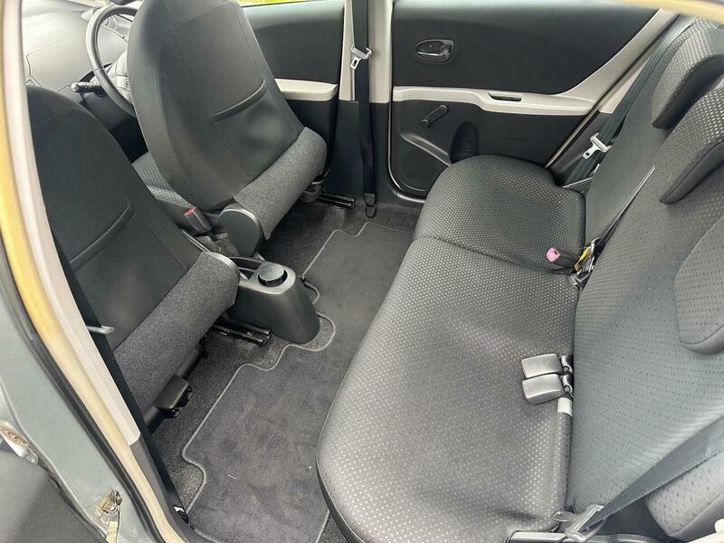 Used Toyota Yaris 2010 for sale - 76879418: Photo 28