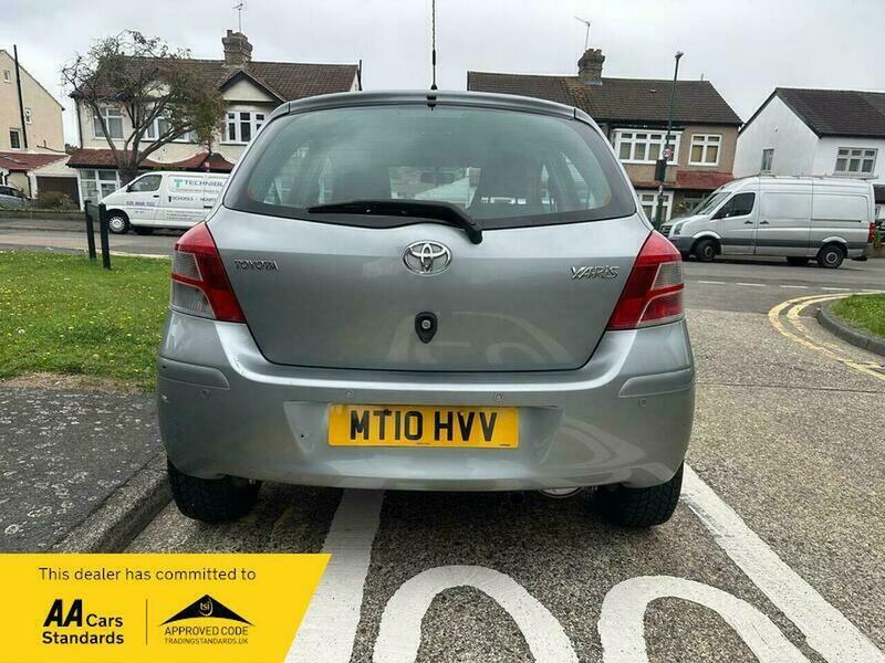 Used Toyota Yaris 2010 for sale - 76879418: Photo 9