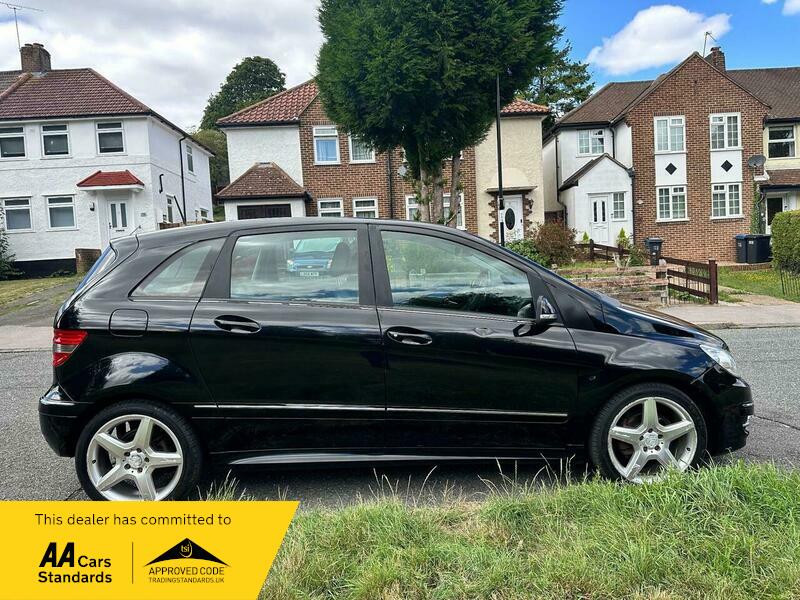 Used Mercedes-Benz B Class 2011 for sale - 76879485: Photo 13