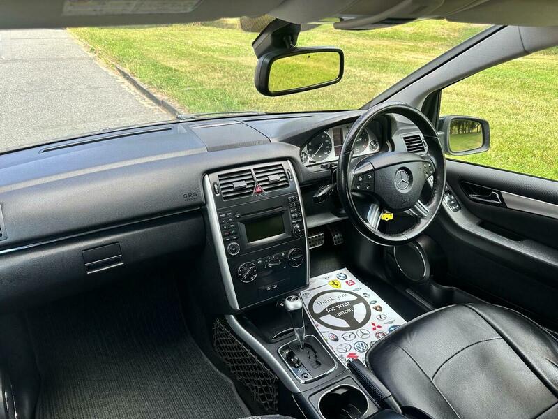 Used Mercedes-Benz B Class 2011 for sale - 76879485: Photo 35