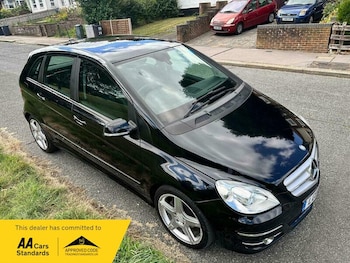 Used Mercedes-Benz B Class 2011 for sale - 76879485: Photo