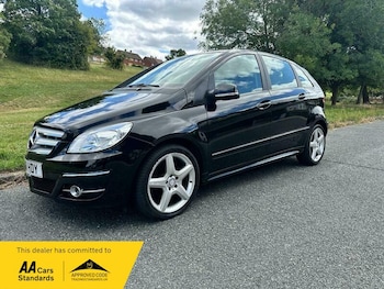 Used Mercedes-Benz B Class 2011 for sale - 76879485: Photo