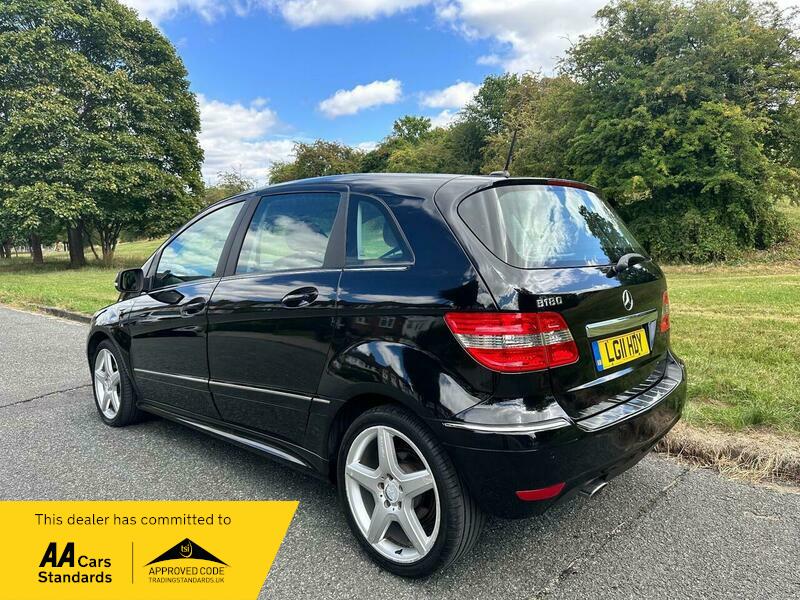 Used Mercedes-Benz B Class 2011 for sale - 76879485: Photo 9