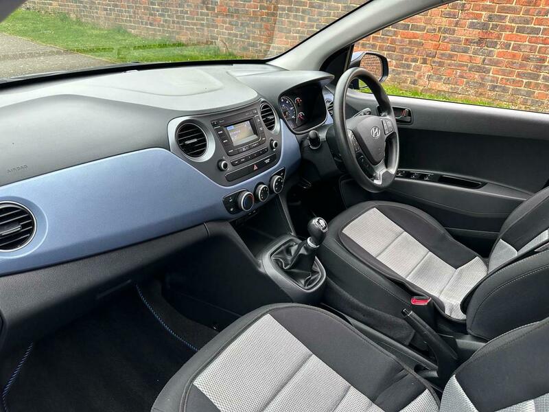 Used Hyundai i10 2018 for sale - 76879483: Photo 13