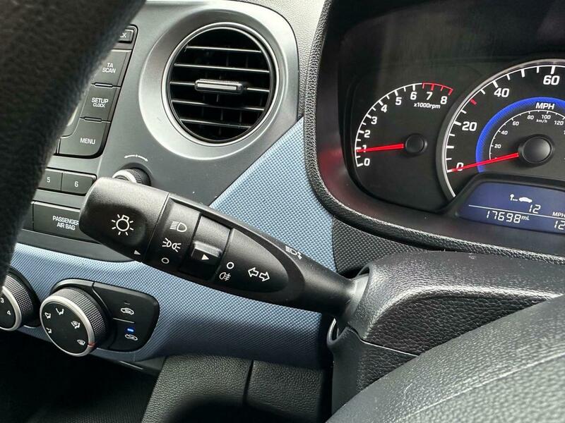 Used Hyundai i10 2018 for sale - 76879483: Photo 18