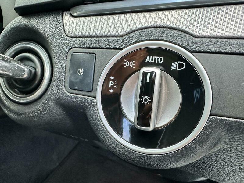 Used Mercedes-Benz E Class 2015 for sale - 76879495: Photo 22