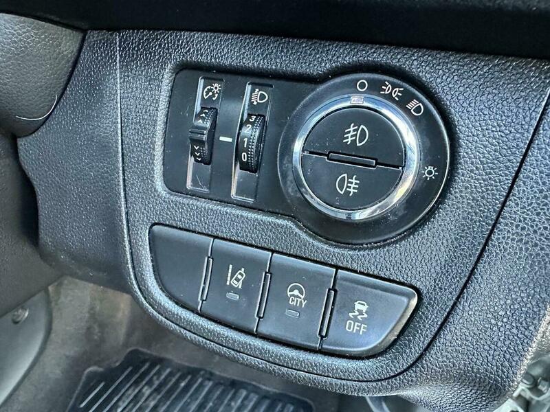 Used Vauxhall Viva 2016 for sale - 76947166: Photo 19