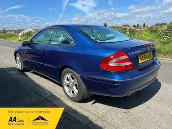 Used Mercedes-Benz CLK 2004 for sale - 76151322: Photo