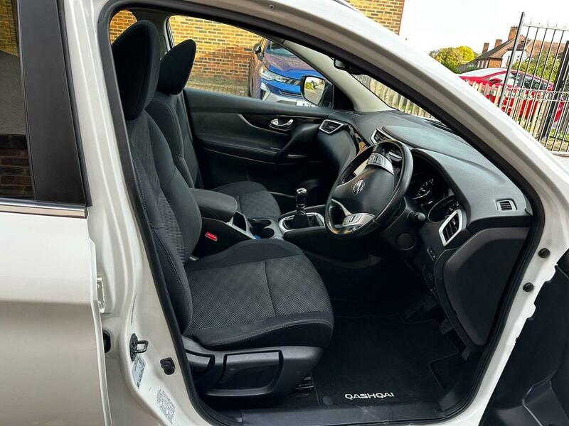 Used Nissan Qashqai 2015 for sale - 76879410: Photo 21