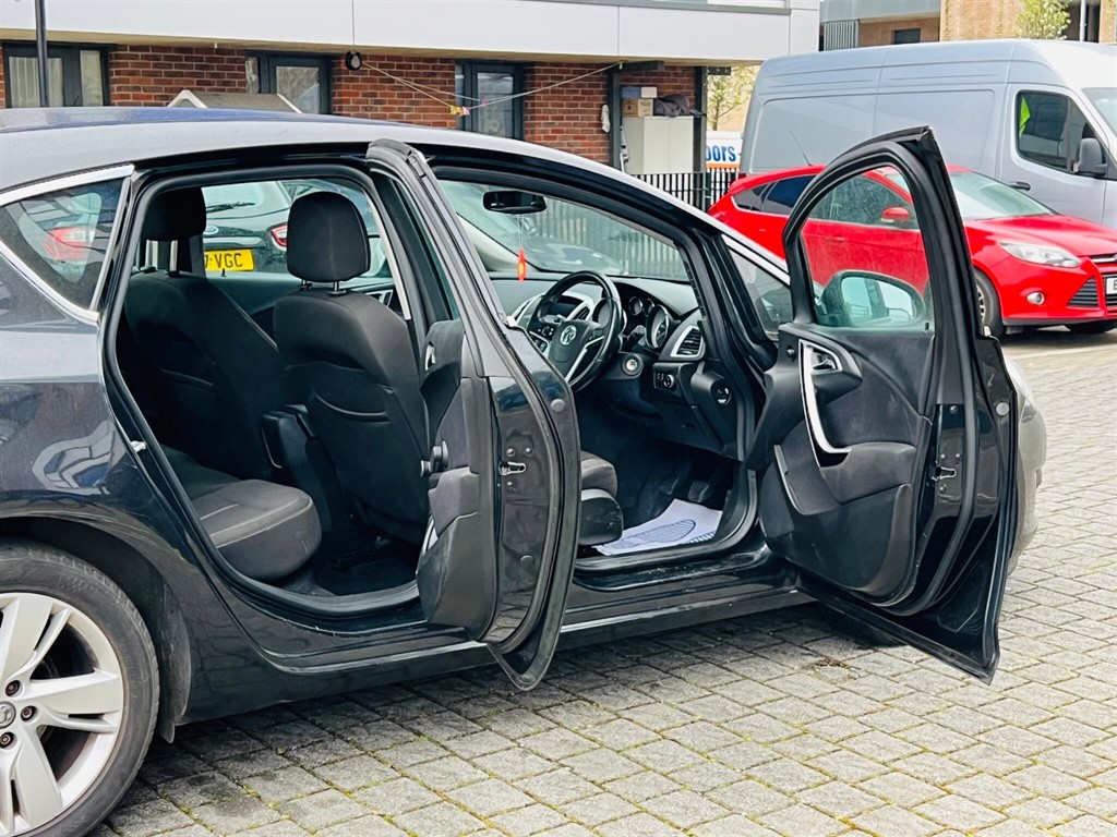 Used Vauxhall Astra 2013 for sale - 78042409: Photo 10