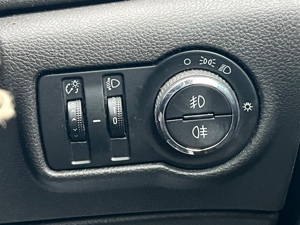 Used Vauxhall Astra 2013 for sale - 78042409: Photo 28