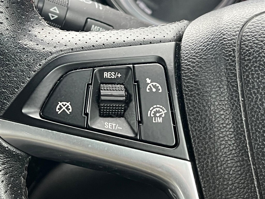 Used Vauxhall Astra 2013 for sale - 78042409: Photo 31