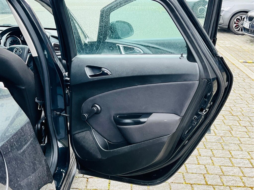 Used Vauxhall Astra 2013 for sale - 78042409: Photo 35