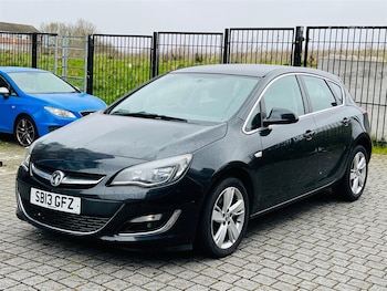 Used Vauxhall Astra 2013 for sale - 78042409: Photo