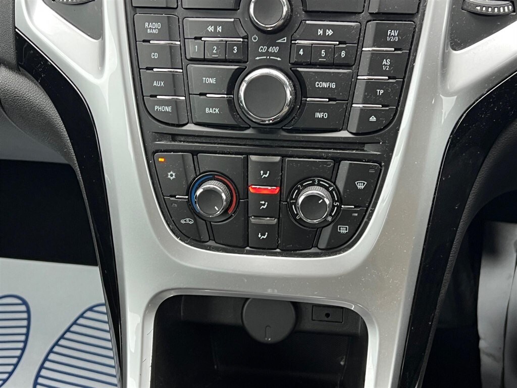 Used Vauxhall Astra 2013 for sale - 78042409: Photo 42