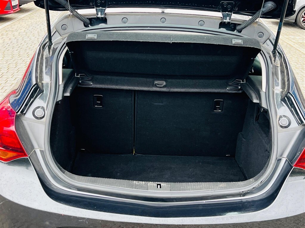 Used Vauxhall Astra 2013 for sale - 78042409: Photo 45