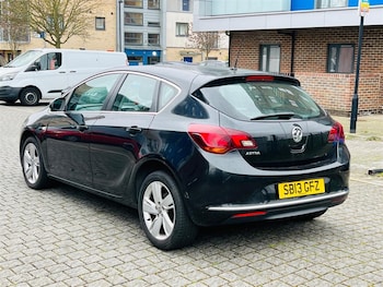 Used Vauxhall Astra 2013 for sale - 78042409: Photo