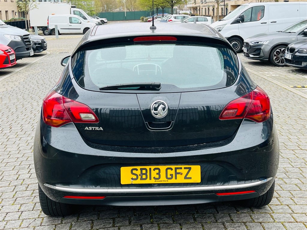 Used Vauxhall Astra 2013 for sale - 78042409: Photo 8