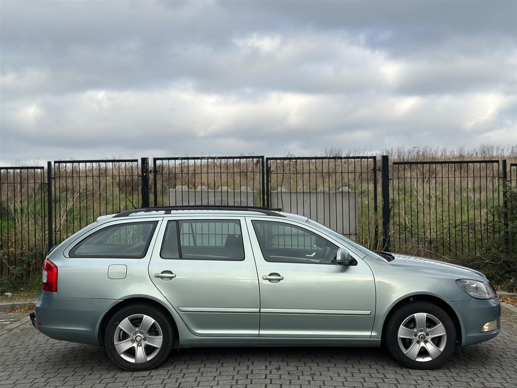 Used Skoda Octavia 2009 for sale - 76540203: Photo 11