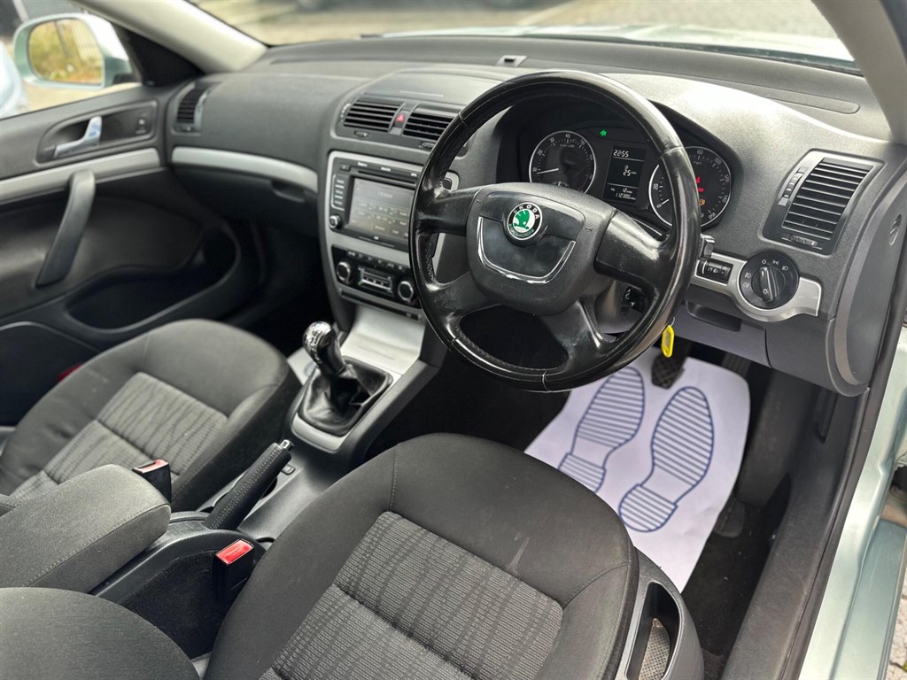 Used Skoda Octavia 2009 for sale - 76540203: Photo 17