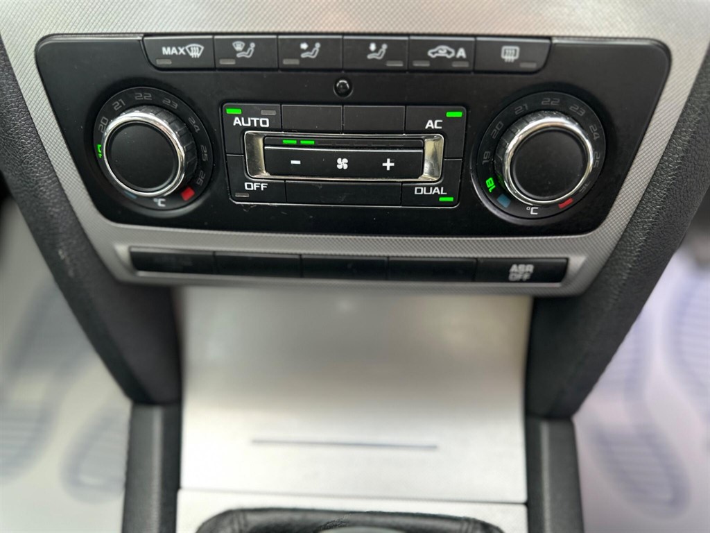 Used Skoda Octavia 2009 for sale - 76540203: Photo 40