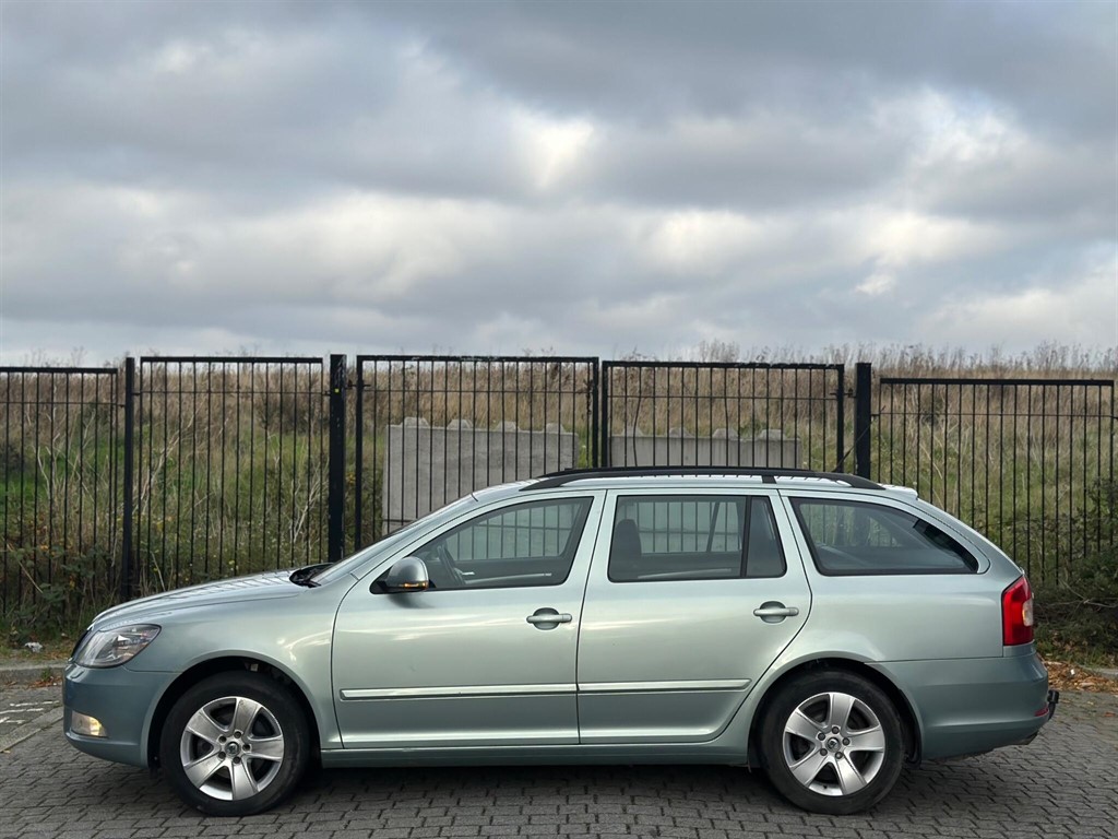 Used Skoda Octavia 2009 for sale - 76540203: Photo 7