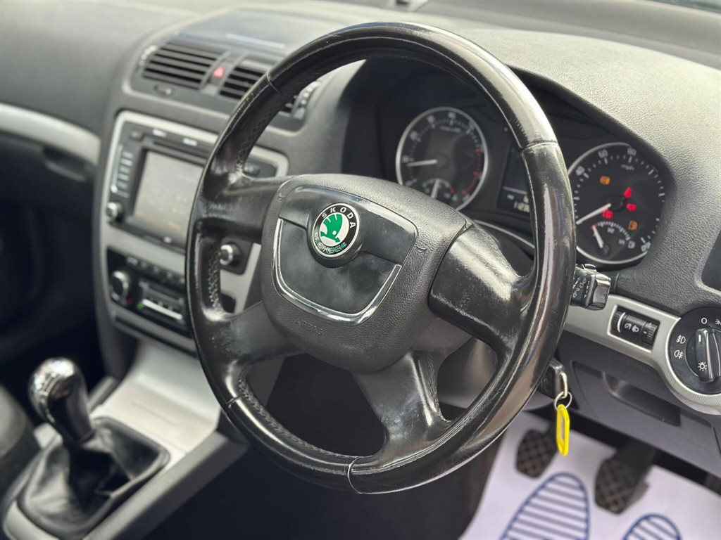 Used Skoda Octavia 2009 for sale - 76540203: Photo 70