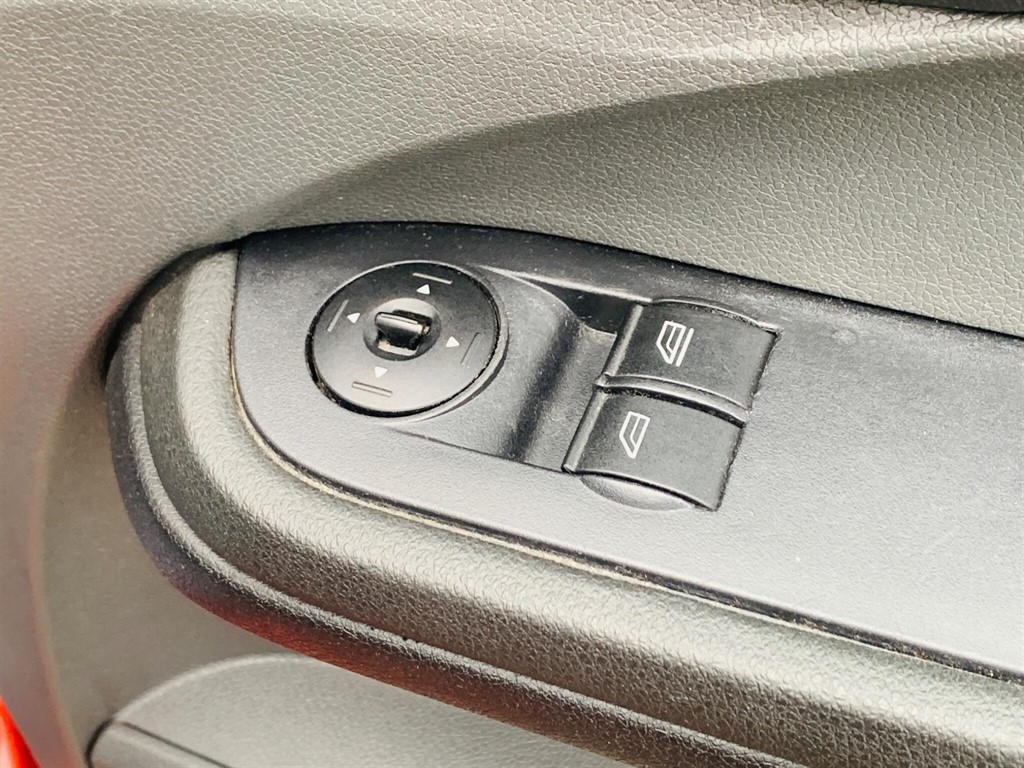 Used Ford Focus C-Max 2006 for sale - 77627823: Photo 22