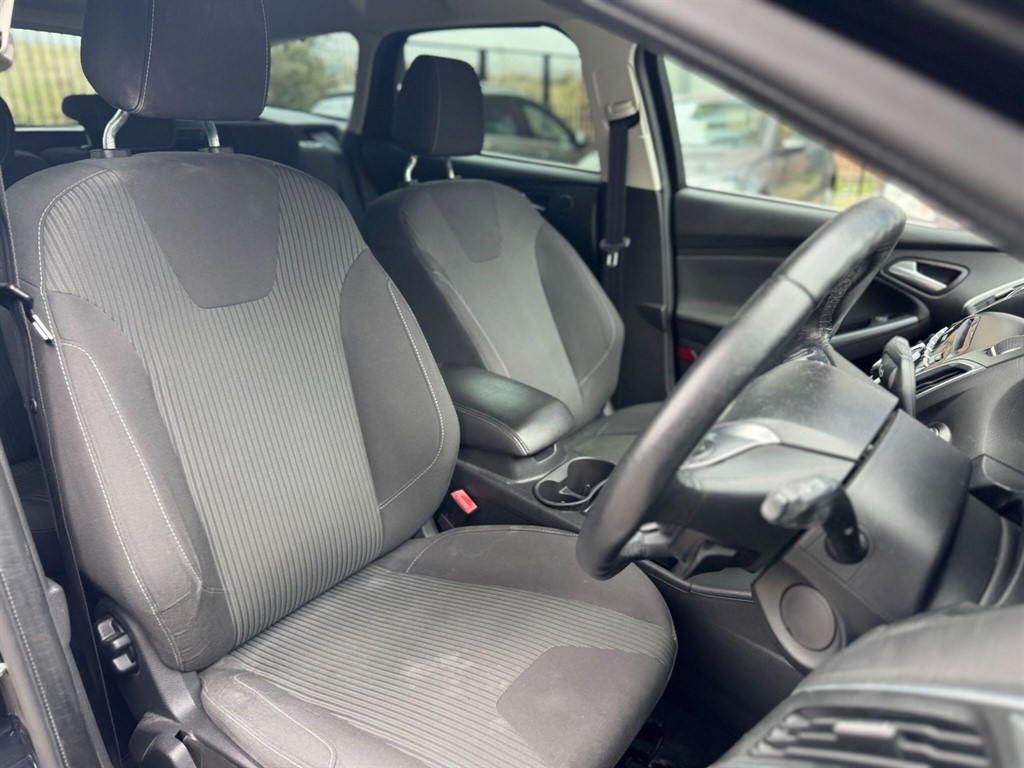 Used Ford Focus 2012 for sale - 76067228: Photo 10