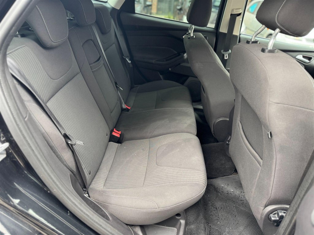 Used Ford Focus 2012 for sale - 76067228: Photo 16