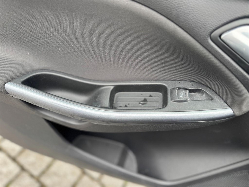 Used Ford Focus 2012 for sale - 76067228: Photo 17