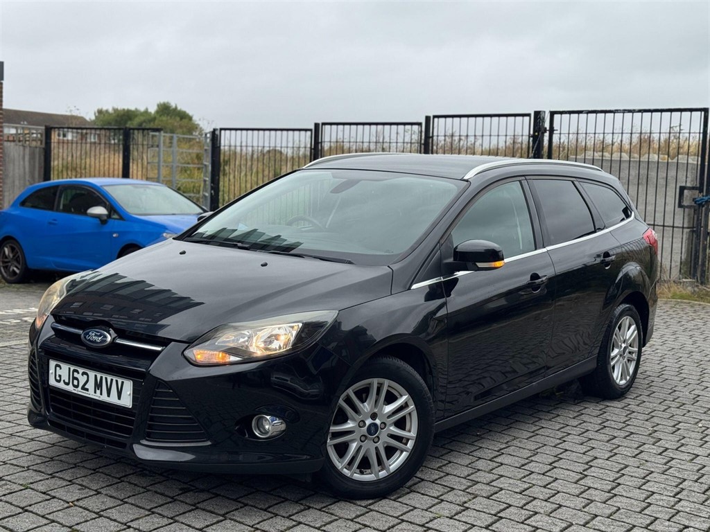 Used Ford Focus 2012 for sale - 76067228: Photo 2
