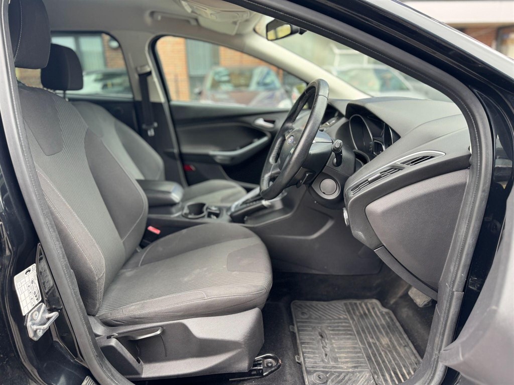 Used Ford Focus 2012 for sale - 76067228: Photo 9