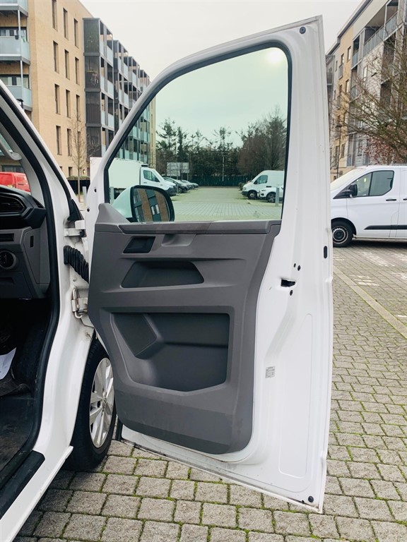 Used Volkswagen Transporter 2021 for sale - 77021998: Photo 26