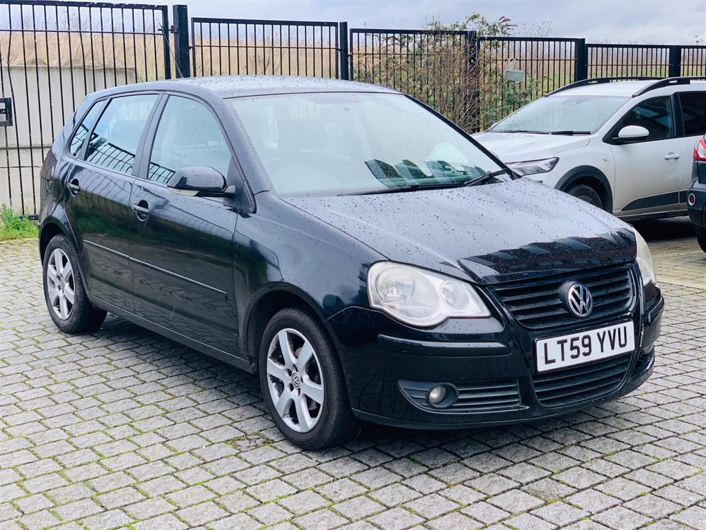 Used Volkswagen Polo 2009 for sale - 77903601: Photo 1