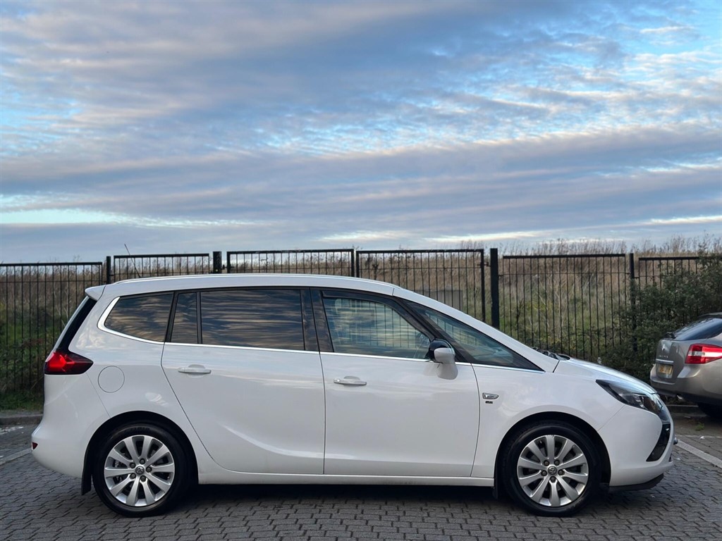 Used Vauxhall Zafira Tourer 2015 for sale - 76390305: Photo 12
